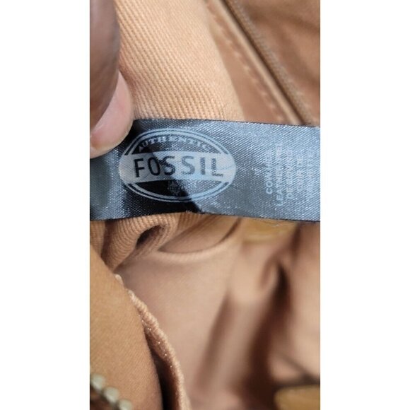 Fossil Crossbody Leather Bag Beige Small Purse With Adjustable Strap & Zippered - Picture 9 of 14